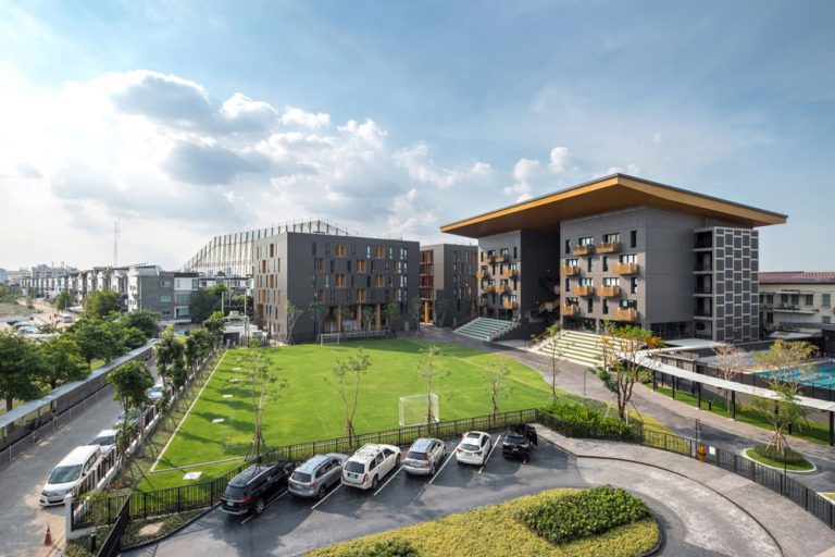 trường học quốc tế